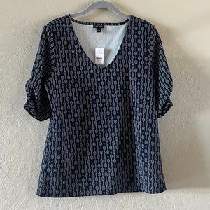 NWT Ann Taylor Geo Shirred Sleeve Navy Top